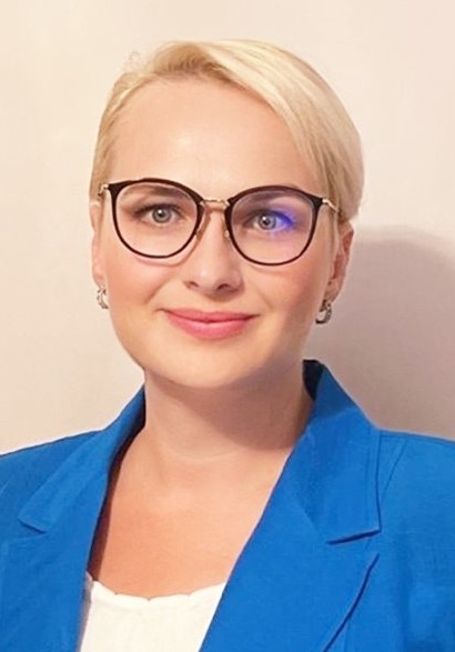 Anna Lagrand-Zaytseva, interpr&egrave;te anglais-fran&ccedil;ais senior, dipl&ocirc;m&eacute;e ESIT, 20 ans d'exp&eacute;rience